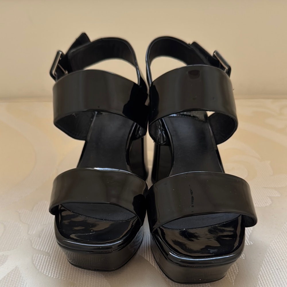 Size 8 Brand New Jeffrey Campbell Black Platform Sandal - Ammaly